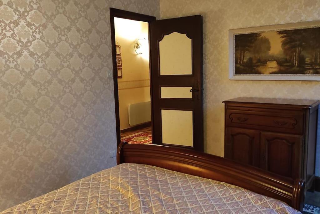 Demeure Du Xiiie-Xive S. Dans La Cite Medievale. Gourdon Zewnętrze zdjęcie